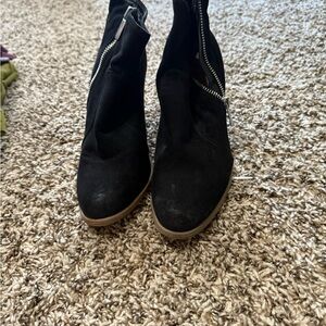 Shoe Dazzle Black Ankle Booties with Zipper Closure